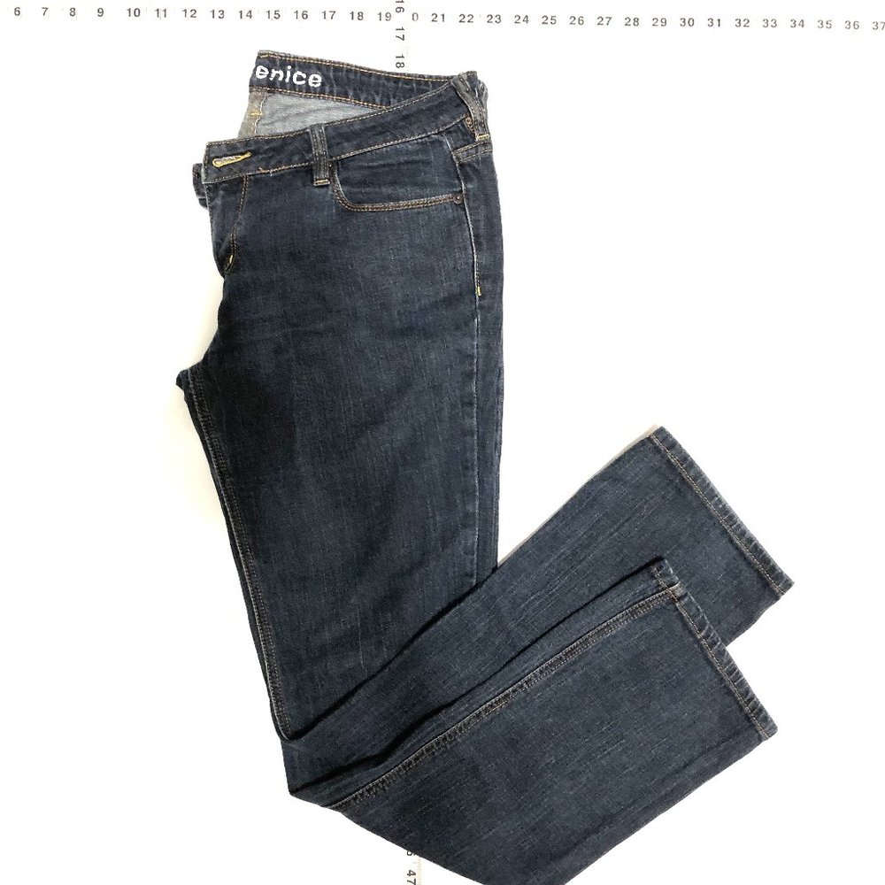 Bullhead Venice Style Skinny Jeans